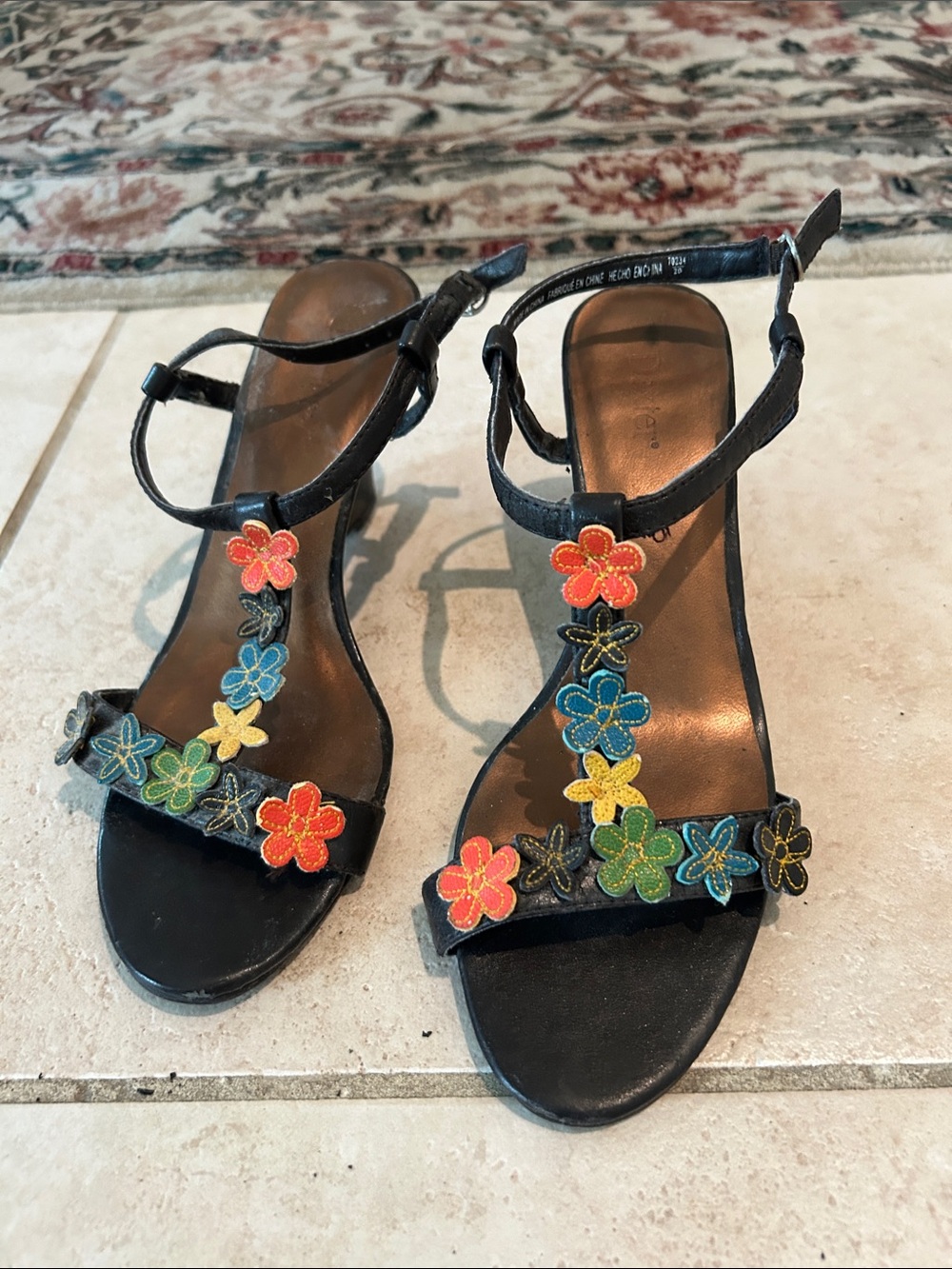 Dexter Cafe Bethany Sandals with colorful flowers